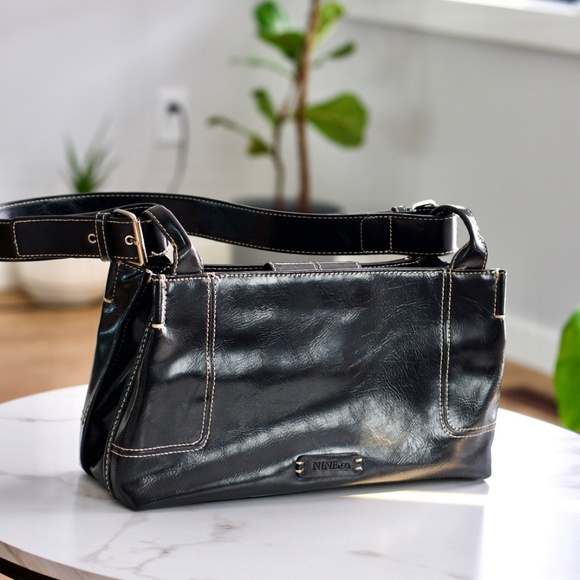 Black Purse - Picture 1 of 5